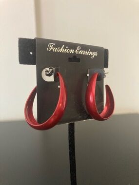 Fashion Jewelry Red Crescent Hoop Earrings